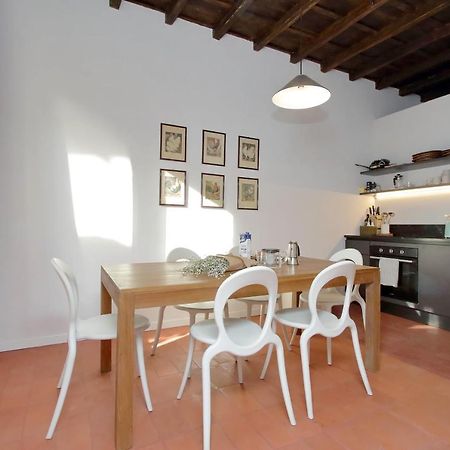 Residenza Torre Vecchiarelli - Apt 3 Rome Bagian luar foto